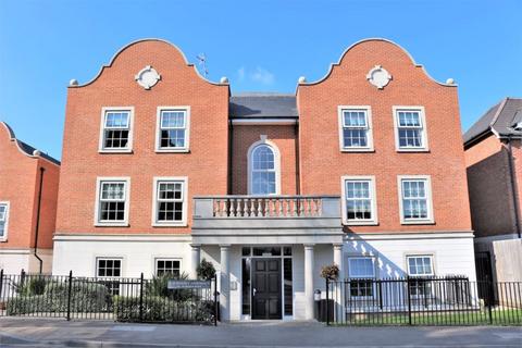 3 bedroom apartment for sale, Regency Apartments, Chigwell IG7