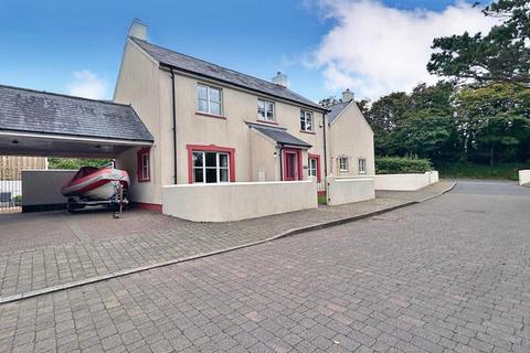 4 bedroom detached house for sale, Strawberry Close, Little Haven, Pembrokeshire