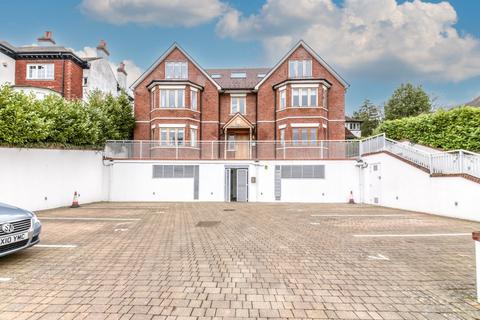 2 bedroom apartment for sale, Plough Lane, Purley, CR8