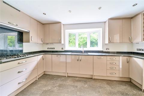 5 bedroom detached house to rent, Stifford Clays Road, Orsett, Grays, Essex, RM16