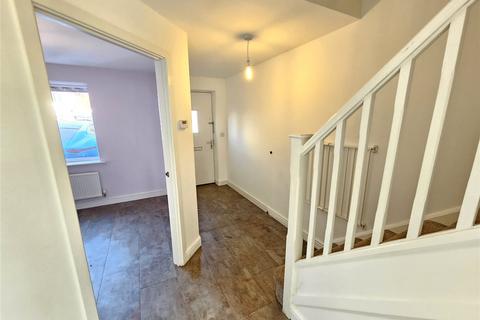 3 bedroom semi-detached house to rent, Heol Booths, Old St Mellons, Cardiff, CF3