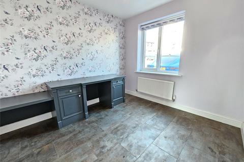 3 bedroom semi-detached house to rent, Heol Booths, Old St Mellons, Cardiff, CF3