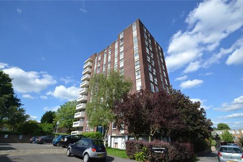 2 bedroom apartment for sale, Turnpike Link, Croydon, CR0