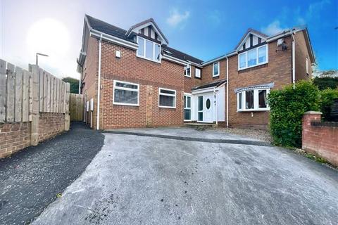 6 bedroom detached house for sale, Peacock Close, Killamarsh, Sheffield, DERBYSHIRE, S21 1BF