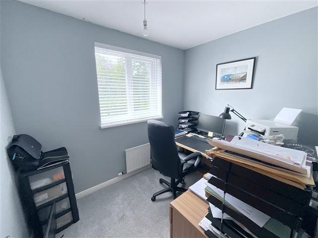 Bedroom/office