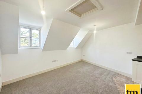 2 bedroom apartment to rent, High Street, Essex CM7