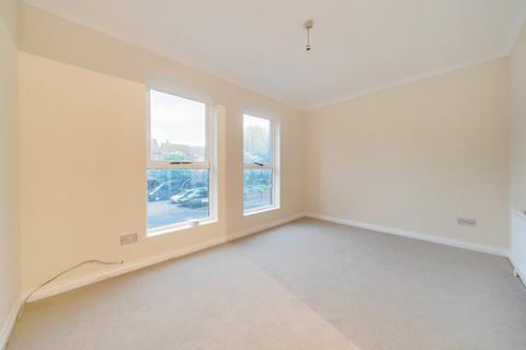 2 bedroom townhouse for sale, Farriers Road, Epsom, Surrey