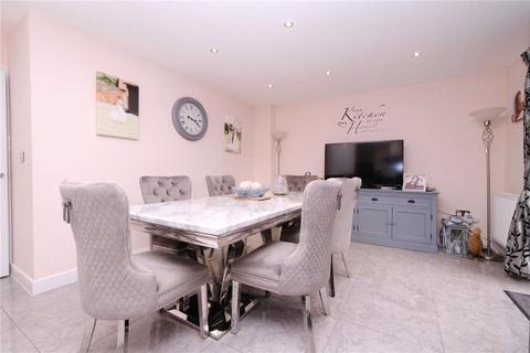 4 bedroom detached house for sale, Elinor Vale, Castle Hill, Ebbsfleet Garden City, Kent, DA10