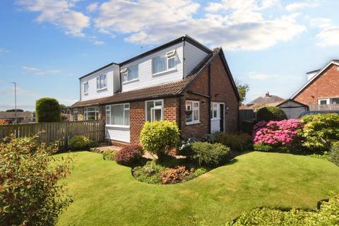 3 bedroom bungalow for sale, Church Street, Yeadon, Leeds, West Yorkshire