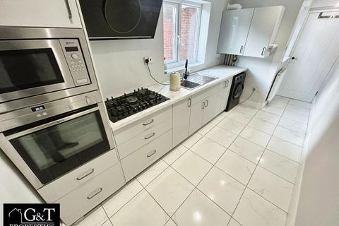 4 bedroom detached house for sale, Railway Street, West Bromwich