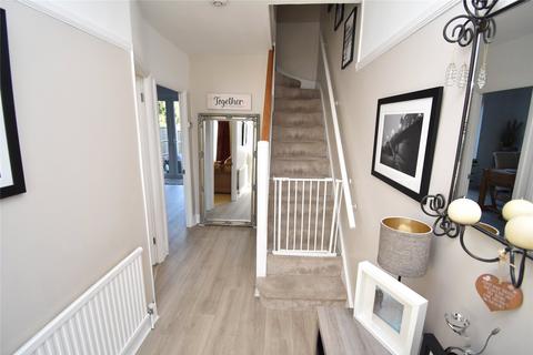 3 bedroom terraced house for sale, Willow Way, Luton, Bedfordshire, LU3