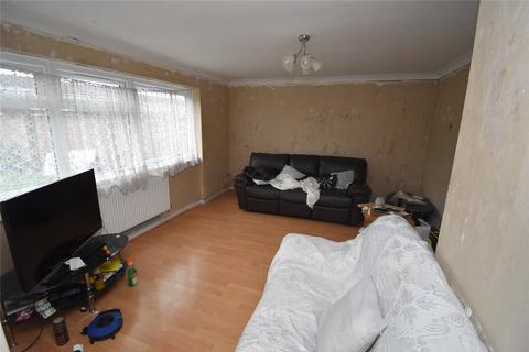 4 bedroom end of terrace house for sale, Elm Park Close, Houghton Regis, Dunstable, Bedfordshire, LU5