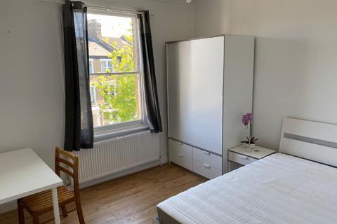 4 bedroom flat to rent, Holloway, London N7