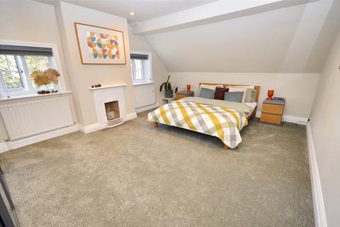 2 bedroom apartment for sale, Ashleigh Road, Leeds, West Yorkshire