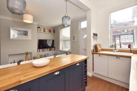 54 Argie Road, Leeds, LS4 2RD