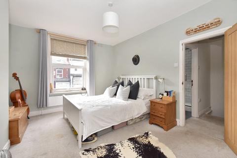 54 Argie Road, Leeds, LS4 2RD
