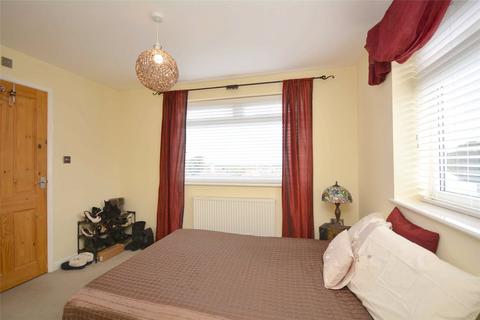 2 Ash Dene Crescent, Pudsey, LS28 8NS