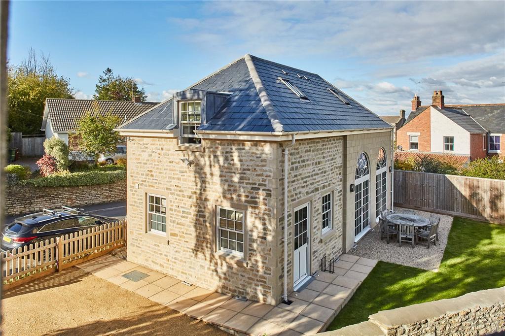 Coach House