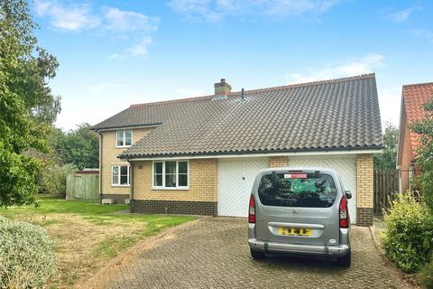 3 bedroom detached house for sale, Sandling Crescent, Rushmere St. Andrew, Ipswich, Suffolk, IP4