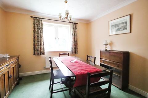 12 Sandling Crescent, Rushmere St Andrew, Ipswich, IP4 5TW
