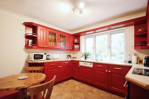 12 Sandling Crescent, Rushmere St Andrew, Ipswich, IP4 5TW