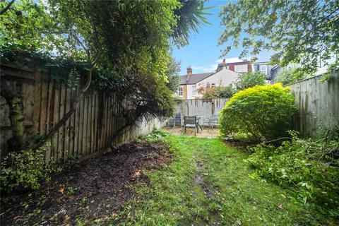 4 bedroom terraced house to rent, Beechcroft Road, London SW17