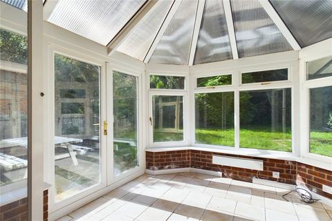 15 Valley Road, Burghfield Common, Reading, RG7 3NF