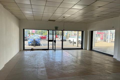 Retail property (high street) to rent, PL6