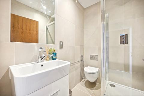 2 bedroom flat to rent, Altayyar House, 102 Marsham Street, London, SW1P