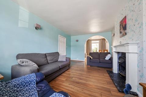 3 bedroom semi-detached house for sale, Shepley Close, Carshalton SM5