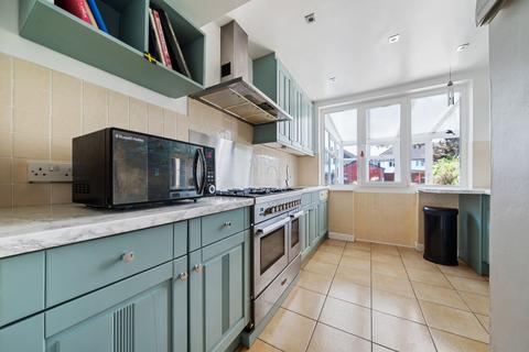 24 Shepley Close, Carshalton, SM5 2NJ
