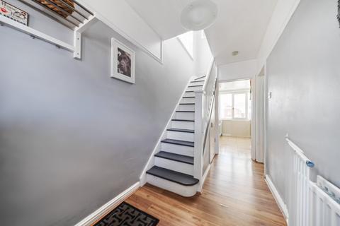 24 Shepley Close, Carshalton, SM5 2NJ