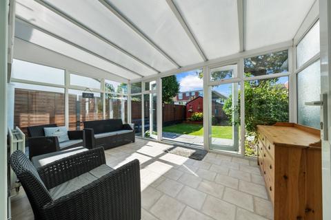 24 Shepley Close, Carshalton, SM5 2NJ
