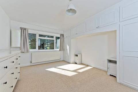 2 bedroom apartment to rent, Sherwood, Surbiton KT6