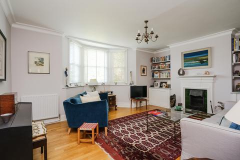 3 bedroom apartment for sale, Thornton Hill, Wimbledon SW19