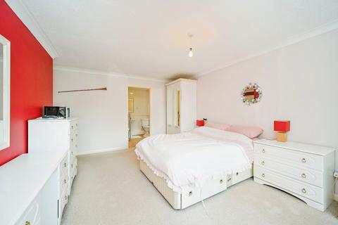 2 Cherry Tree Crescent, Great Bridgeford, Stafford, ST18 9TN