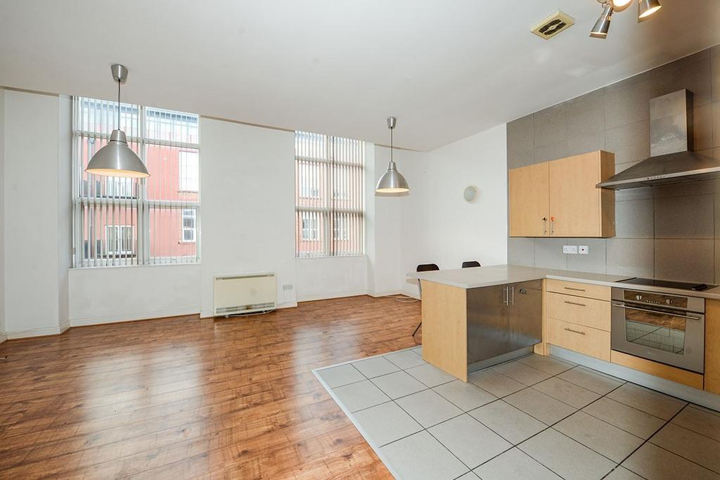 Lounge/ Kitchen