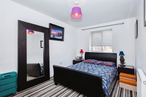 8 Garforth Avenue, Manchester, M4 6JS