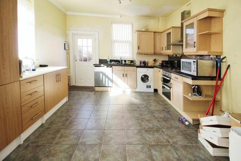 4 bedroom end of terrace house for sale, Station Road, Stockport SK5