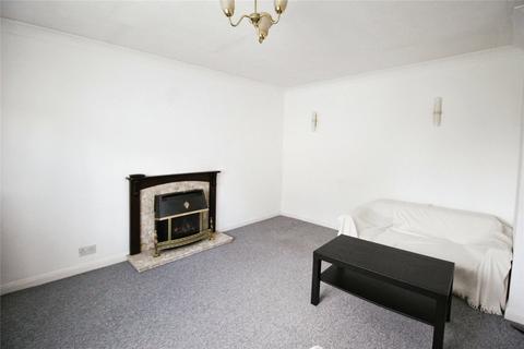 2 bedroom bungalow to rent, Clandon Avenue, Surrey TW20