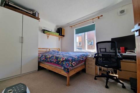 2 bedroom apartment to rent, Wilton Place, Hampshire PO5