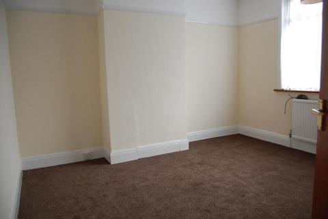 3 bedroom terraced house to rent, Allison Road, Bristol BS4