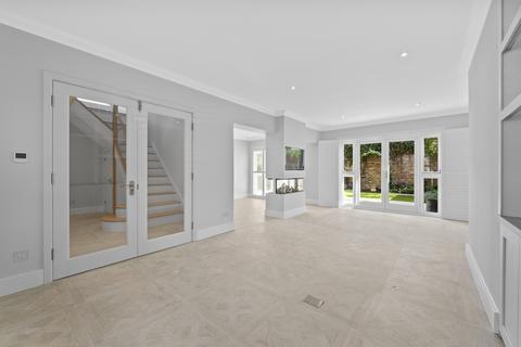 4 bedroom house to rent, Rushmere Place, SW19