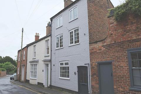 1 bedroom terraced house to rent, Bank Street, Horncastle, Lincs, LN9 6PH