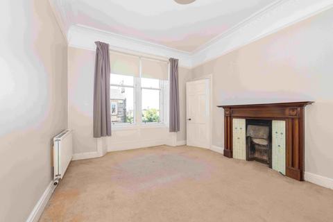 4 bedroom flat for sale, Strathfillan Road, Edinburgh EH9