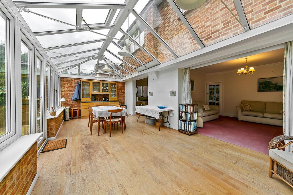 Conservatory style extension/dining room