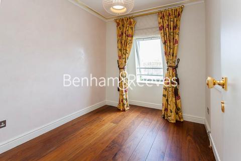 2 bedroom apartment to rent, Netherhall Gardens, Hampstead NW3