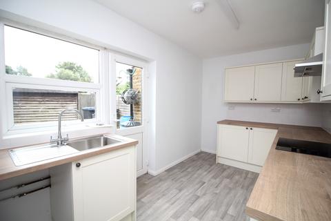 2 bedroom cottage to rent, Margate, Acol