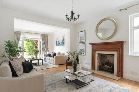 93 Argyle Road, London, W13 0LZ