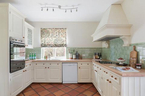 93 Argyle Road, London, W13 0LZ